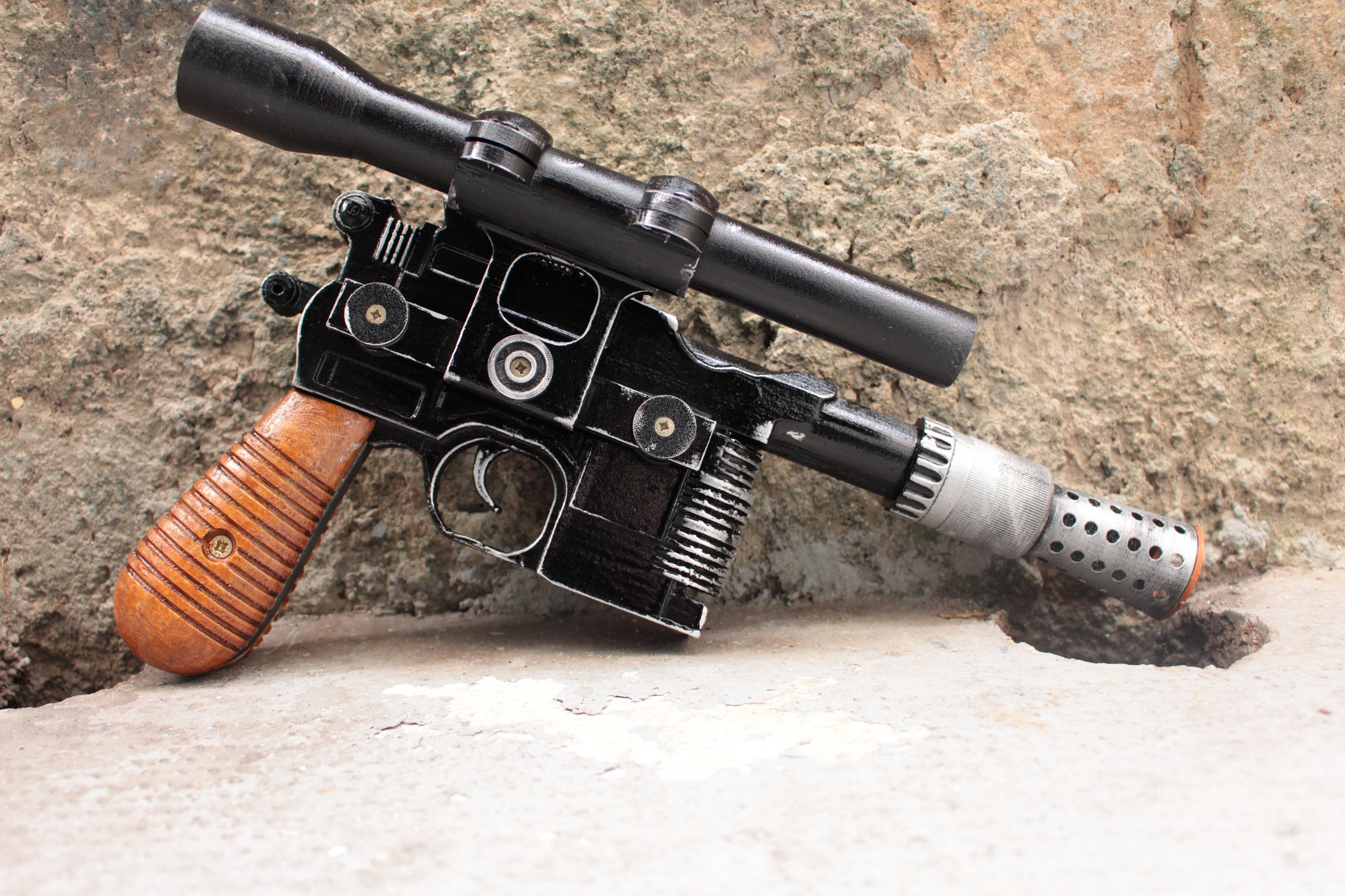 Han Solo DL-44 Blaster Star Wars Prop Movie Replica