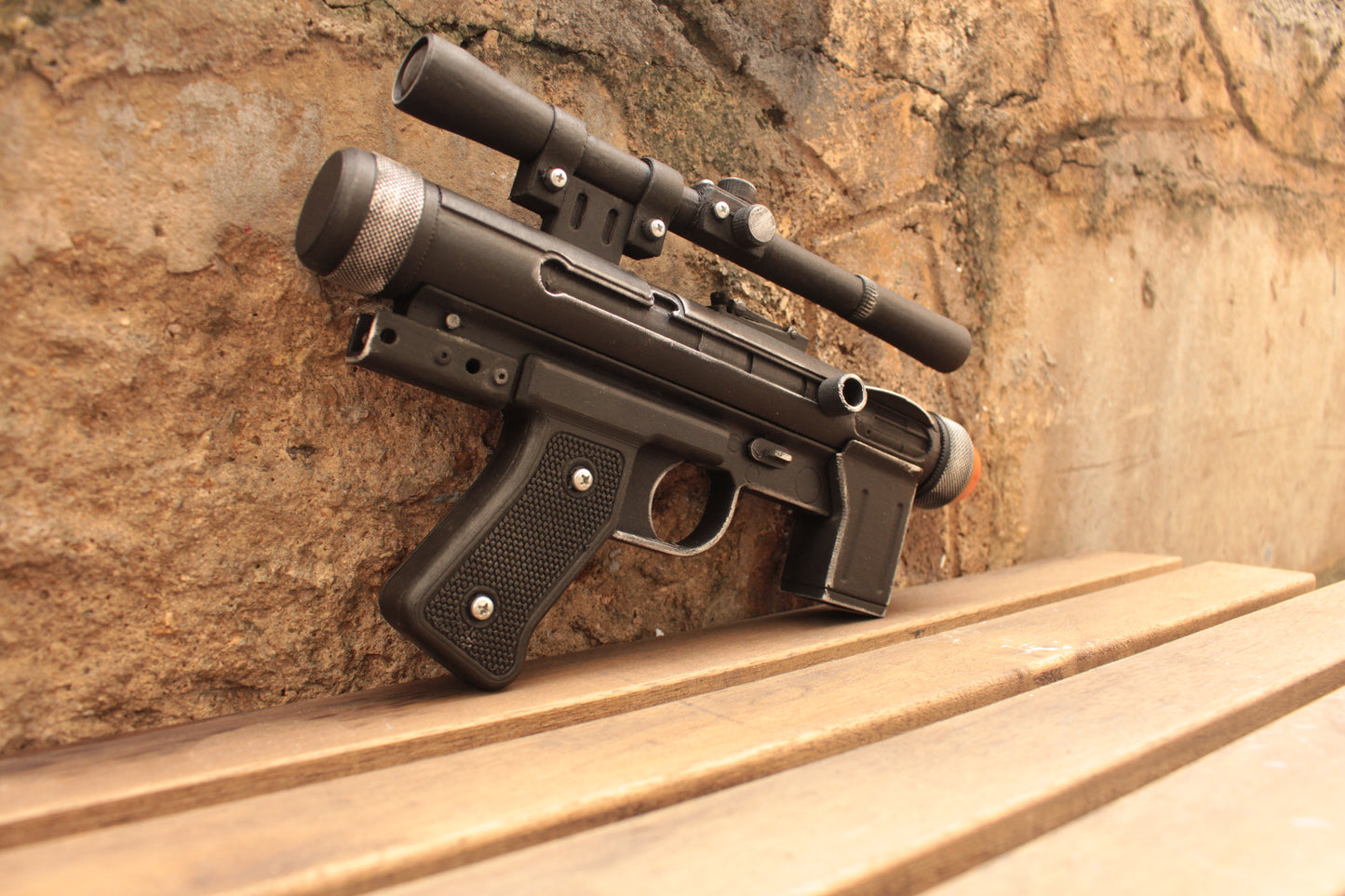 SE-14R Death Trooper Blaster - Star Wars Prop Movie Replica