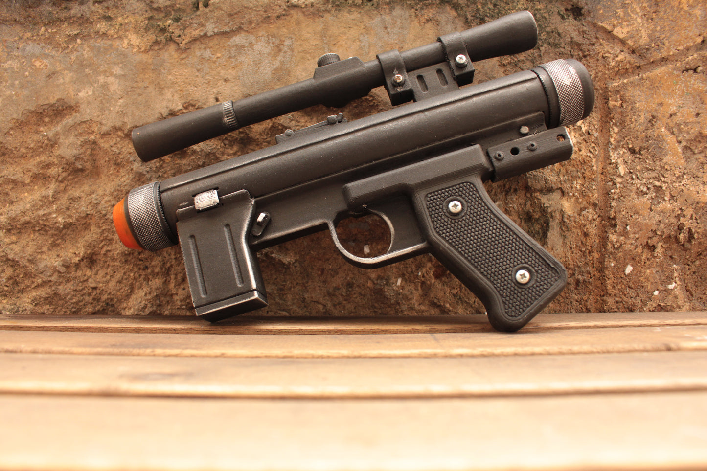 SE-14R Death Trooper Blaster - Star Wars Prop Movie Replica