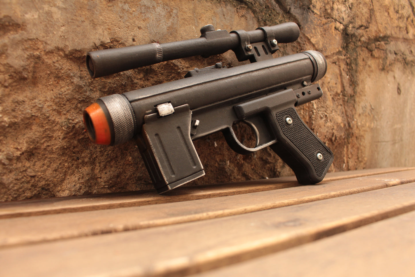 SE-14R Death Trooper Blaster - Star Wars Prop Movie Replica